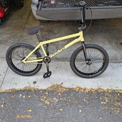 La Berta and Sons Cycle - Assembled this cool custom build for my wannabe 14 year old husband so he can shred the drop ins