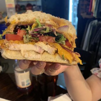 Flagship - Chipotle Chicken Bacon Ranch Sandwich #Yum - American Near Me - Cotati, California