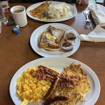 Naya's Cafe - Country Benedict and 2,2&2!! - Diners Near Me - Kent, Washington Naya's Cafe - Country Benedict and 2,2&2!! - Diners Near Me - Kent, Washington
