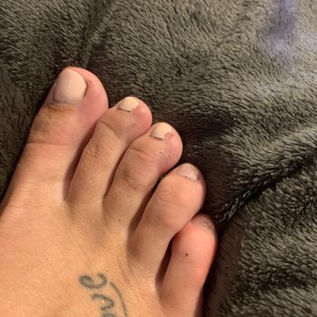 T & T Nails - One week old gel pedicure $40. Two toes have no color left, and one toe is about to lose polish. - Nail Salons Near Me - Greenacres, Florida