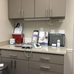 Galitzer Barry, MD - Exam room