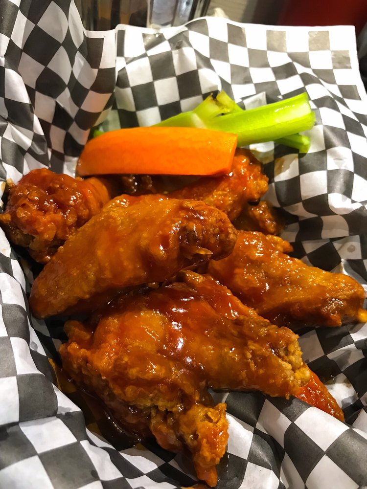 WINGPORIUM 50 Photos & 112 Reviews 1000 Islington Ave, Etobicoke