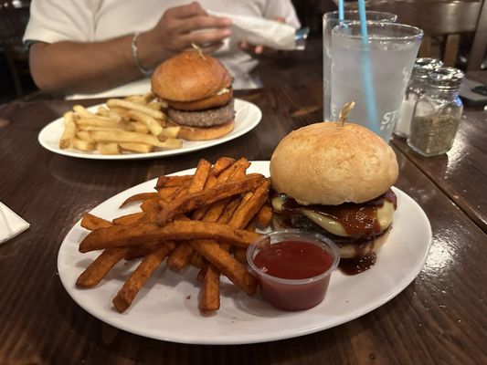 Left Bank Downtown by null