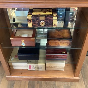 West Ash Cigar’s - Vape Shops Near Me - Charleston, South Carolina