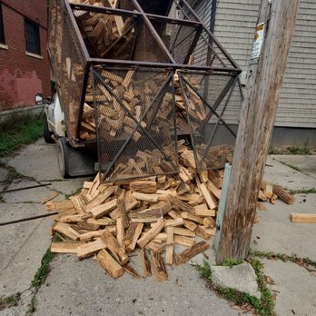 Best Burn Firewood - Firewood Near Me - New Berlin, Wisconsin