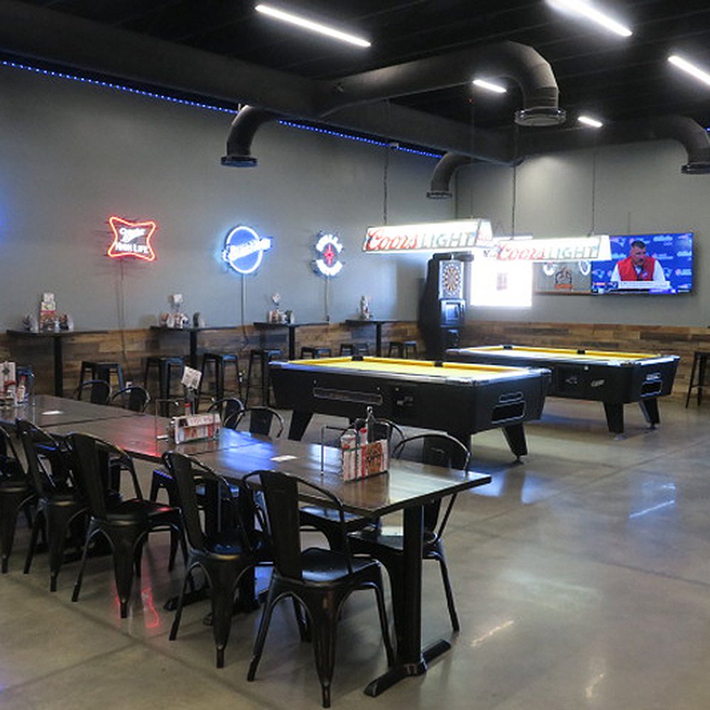Vino's Pizza - Pizza Near Me - McCaran, Nevada Vino's Pizza - Pizza Near Me - McCaran, Nevada