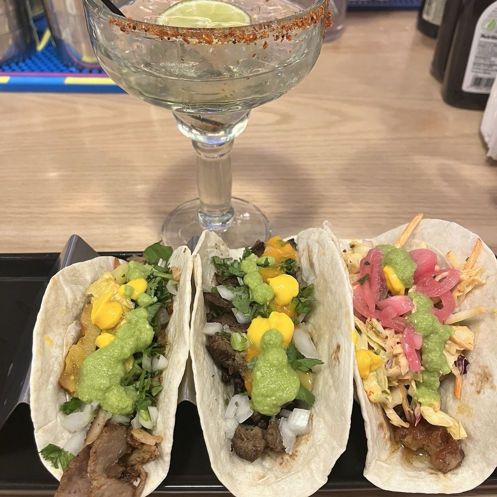 Taquito Lindo - El Pastor, Carne Asada, and Pork Belly tacos on flour tortillas. - Tacos Near Me - Williamsville, New York Taquito Lindo - El Pastor, Carne Asada, and Pork Belly tacos on flour tortillas. - Tacos Near Me - Williamsville, New York