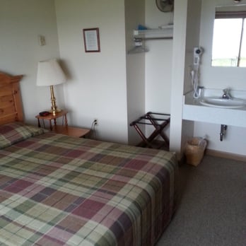Sunset Resort - Hotels Near Me - Washington Island, Wisconsin Sunset Resort - Hotels Near Me - Washington Island, Wisconsin