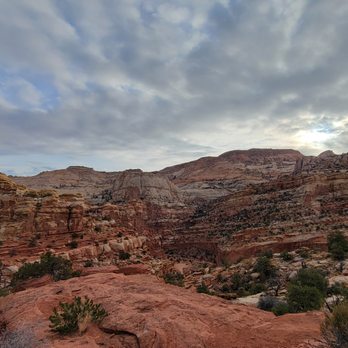 Cassidy Arch - Hiking Near Me - Torrey, Utah