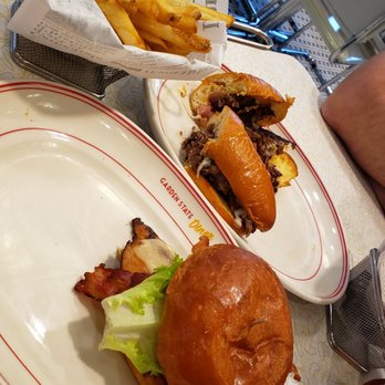 Garden State Diner - Diners Near Me - Newark, New Jersey Garden State Diner - Diners Near Me - Newark, New Jersey