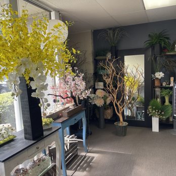 Zen Gardens Floral - 3/11/24 - waiting area - Florists Near Me - Tustin, California Zen Gardens Floral - 3/11/24 - waiting area - Florists Near Me - Tustin, California