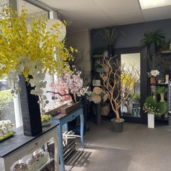 Zen Gardens Floral - 3/11/24 - waiting area