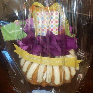 NOTHING BUNDT CAKES - 20 Photos & 11 Reviews - Bakeries - 8209