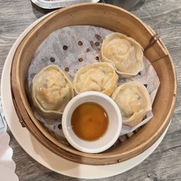 Kimchi mandu