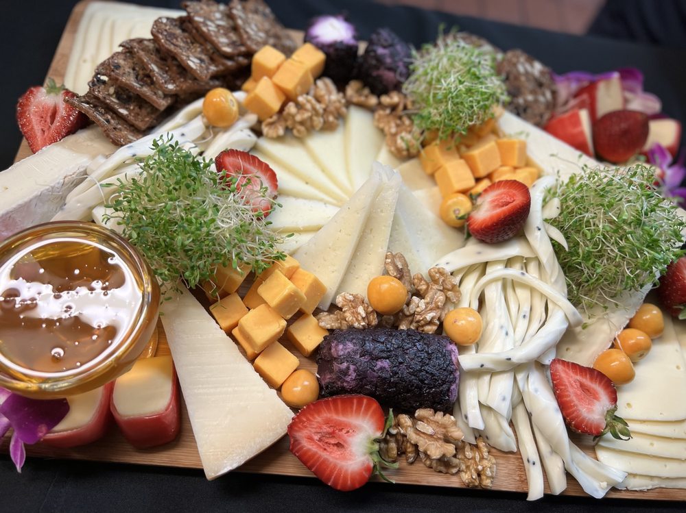 ARARAT RESTAURANT Updated September 2024 106 Photos & 93 Reviews