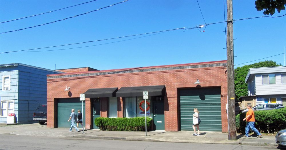 DAN’S AUTO UPHOLSTERY Updated August 2024 327 SE 80th Ave, Portland