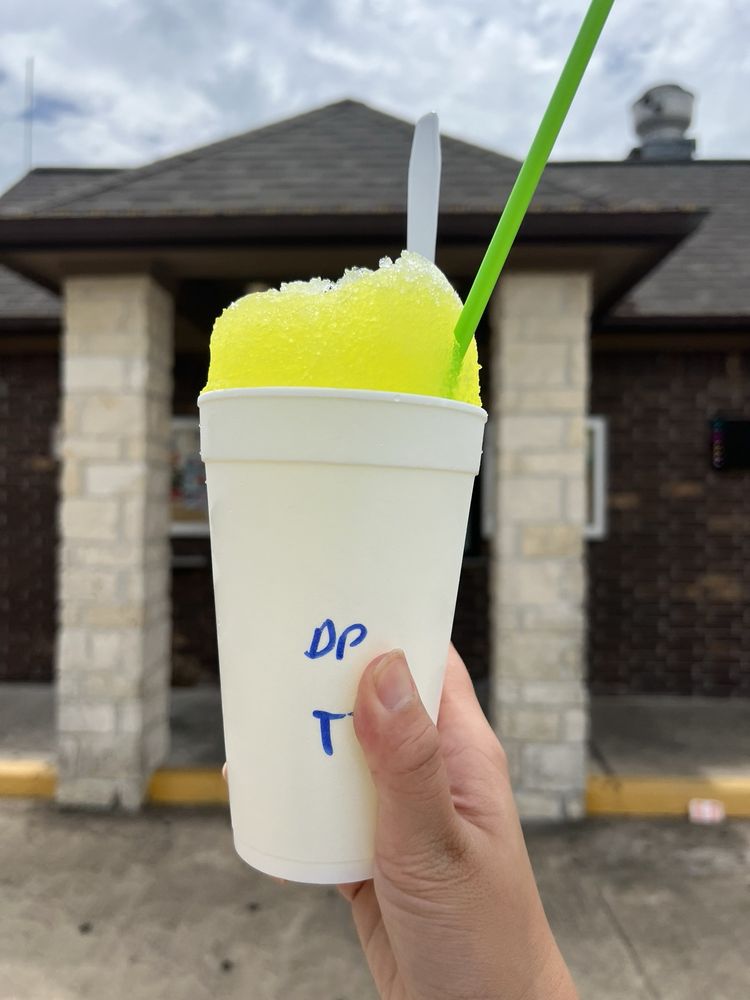 Sno Crush and More Logo