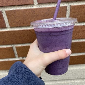 Sparrow Coffee - The purple rain smoothie - Coffee Roasteries Near Me - Naperville, Illinois