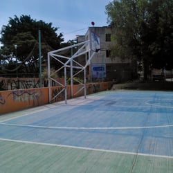 Unidad Deportiva El Rosario - Canchas de fútbol.