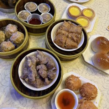 Yue Huang Restaurant - Shanghai Meat Dumpling, Egg Tarts, Siu Mai, Bean Curd Skin Roll, Baked BBQ Pork Buns, Fried Shrimp Ball - Seafood Near Me - Sacramento, California Yue Huang Restaurant - Shanghai Meat Dumpling, Egg Tarts, Siu Mai, Bean Curd Skin Roll, Baked BBQ Pork Buns, Fried Shrimp Ball - Seafood Near Me - Sacramento, California