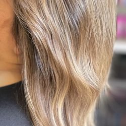 Beez Beauty Bar - Today Bee did a trim, root retouch, partial customized highlights/balayage, and f18 conditioning treatment.