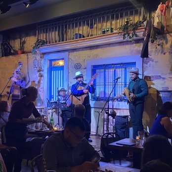 Cafe La Trova - Nothing like live Cuban music - Cocktail Bars Near Me - Miami, Florida