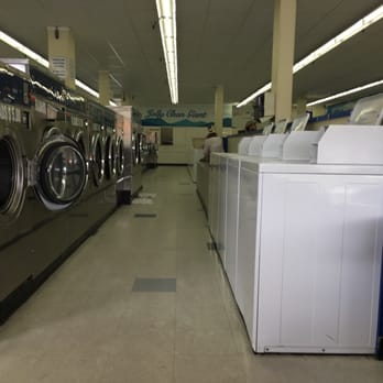 Jolly Clean Giant - 4, 6, 8 load and single washing machines - Laundromat Near Me - Encinitas, California Jolly Clean Giant - 4, 6, 8 load and single washing machines - Laundromat Near Me - Encinitas, California
