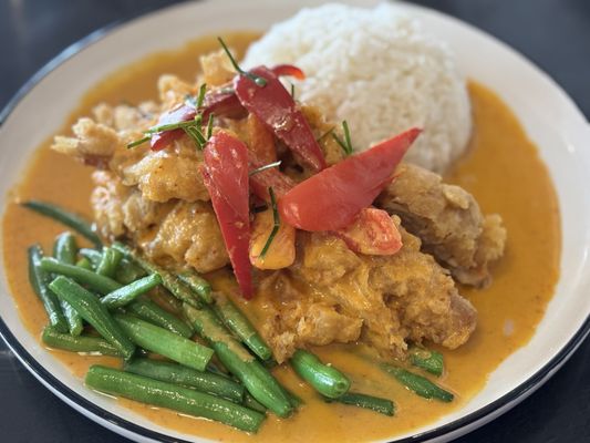 Nakhon Sawan Thai Restaurant by null
