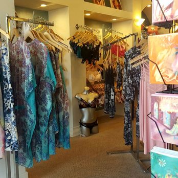 Lingerie Paradis - Bridal Near Me - Dana Point, California Lingerie Paradis - Bridal Near Me - Dana Point, California