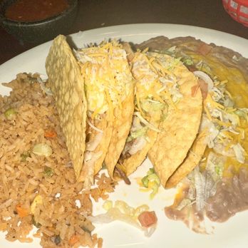 Old Santa Fe Mexican Grille - 3 Taco Plate - Chicken, Ground Beef, Shredded Beef - Mexican Near Me - Littleton, Colorado