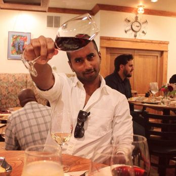 Lynfred Winery - Wineries Near Me - Roselle, Illinois