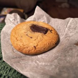 Sidestreets Deli & Bakery - Chocolate Chunk Cookie