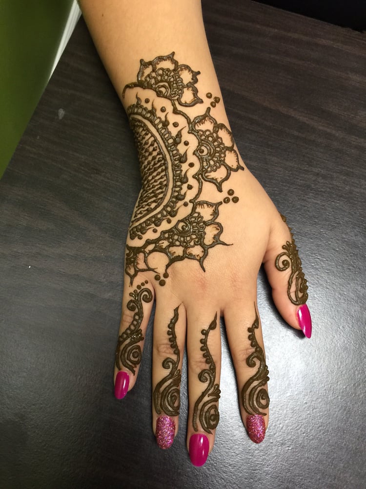 ANGEL EYEBROW THREADING AND HENNA TATTOO Updated May 2024 121