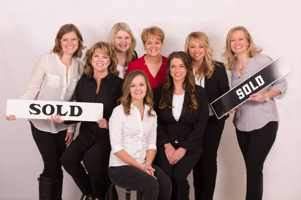 LORI DROESSLER REAL ESTATE Updated August 2024 Contact Agent 321