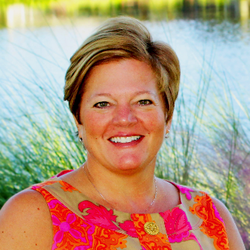 Renee Hahn - Alfred Robbins Realty Group