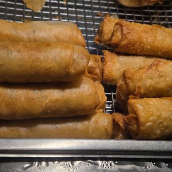 Good China Express - Chicken on the Left & Veggies on Egg Rolls on your Right:) - Chinese Near Me - Banning, California Good China Express - Chicken on the Left & Veggies on Egg Rolls on your Right:) - Chinese Near Me - Banning, California
