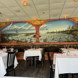 Sofia's Of Clifton Park - Dining area