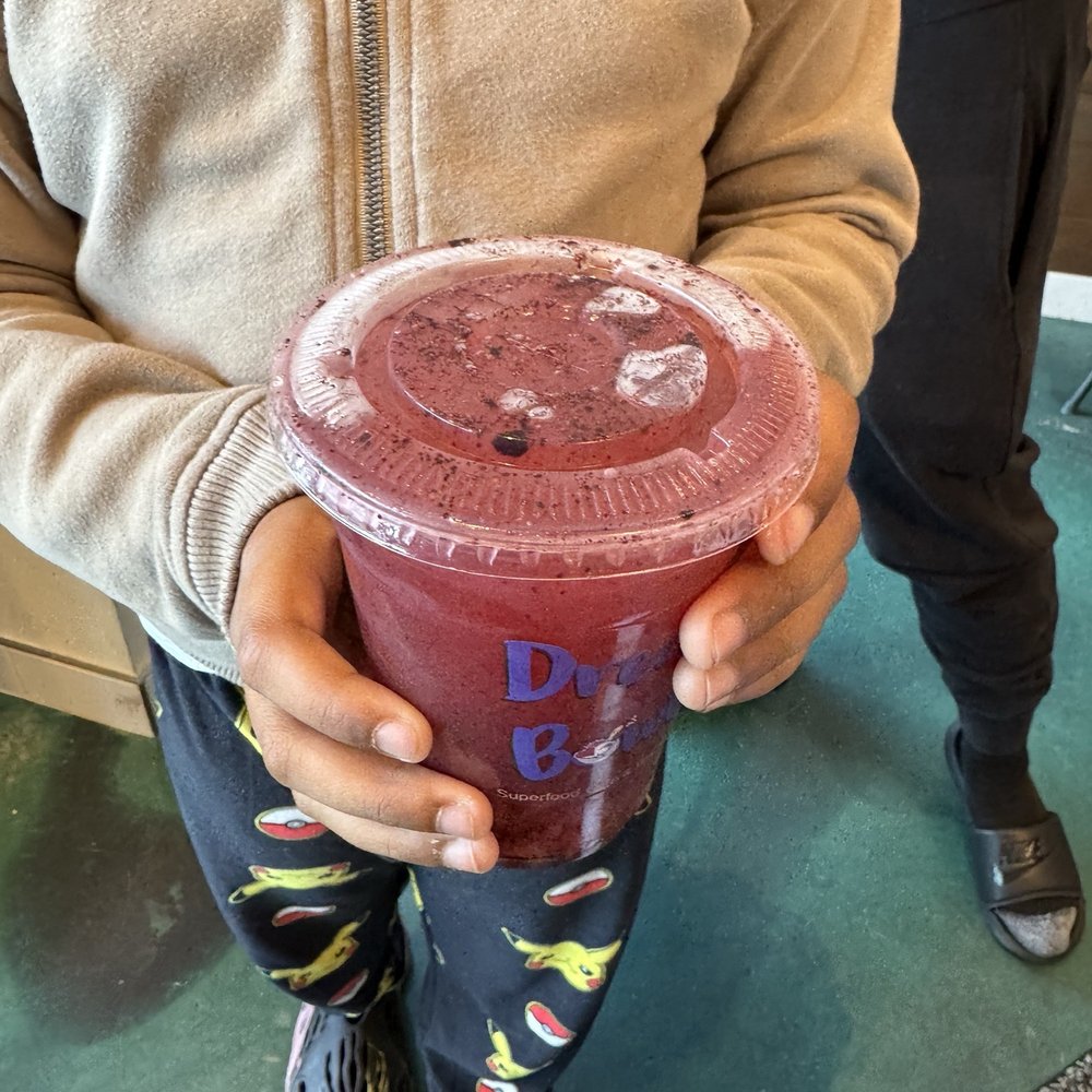 Dream Bowlz - Strawberry açai, lemonade - Acai Bowls Near Me - Hercules, California Dream Bowlz - Strawberry açai, lemonade - Acai Bowls Near Me - Hercules, California