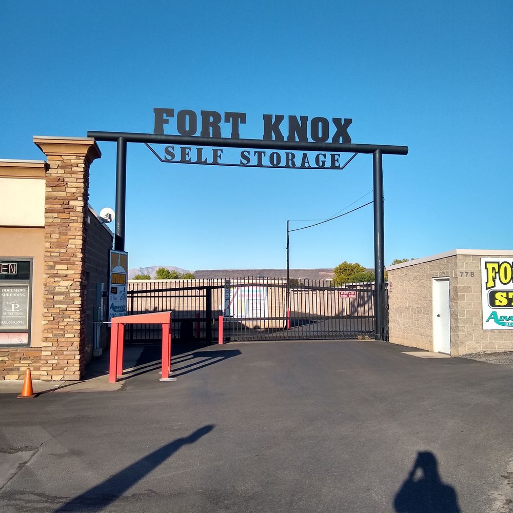 Fort Knox Storage Units - Front View of the Storage Units - Self Storage Near Me - St. George, Utah