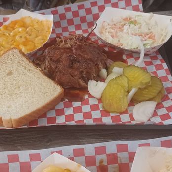 Papa Bears Barbeque - Pulled pork - Food Trucks Near Me - Apache Junction, Arizona Papa Bears Barbeque - Pulled pork - Food Trucks Near Me - Apache Junction, Arizona