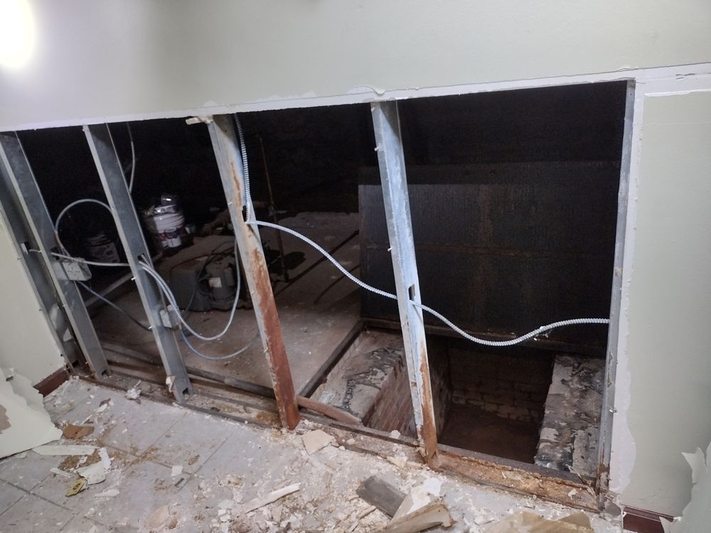 Slide of Double A Contracting