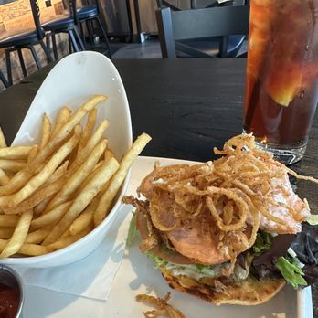 Kitchen 86 - Bars Near Me - Palm Desert, California
