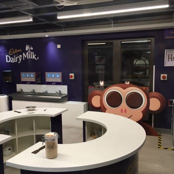 Kidzania - Be a chocolate maker - Kids Activities Near Me - London, XGL