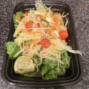 Nara Thai Kitchen - Papaya Salad (Som Tum Thai) - Thai Near Me - Irvine, California Nara Thai Kitchen - Papaya Salad (Som Tum Thai) - Thai Near Me - Irvine, California