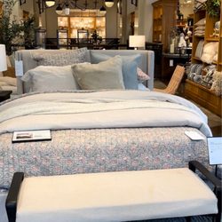 Display bed upstairs