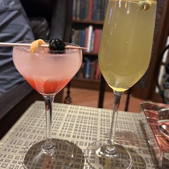 Mary's Vine - Wine Bars Near Me - Rankin, Pennsylvania Mary's Vine - Wine Bars Near Me - Rankin, Pennsylvania