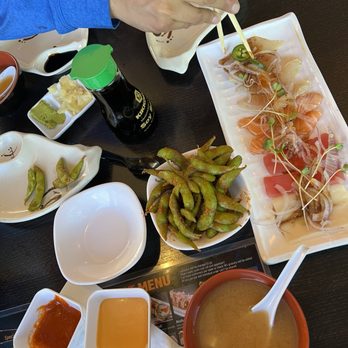 Ozen Sushi - Sushi Bars Near Me - Norwalk, California