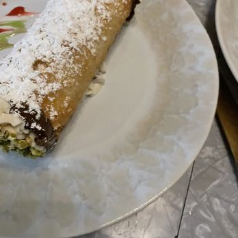 Tavolena Italian Restaurant - Cannolis - Italian Near Me - Jupiter, Florida