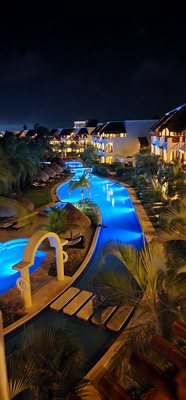 Valentin Imperial Riviera Maya by null