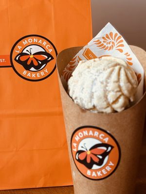 La Monarca Bakery & Cafe by null